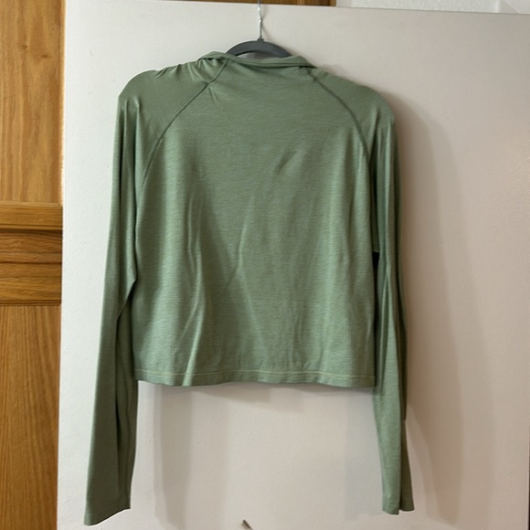 Lululemon jacket - Picture 2 of 2